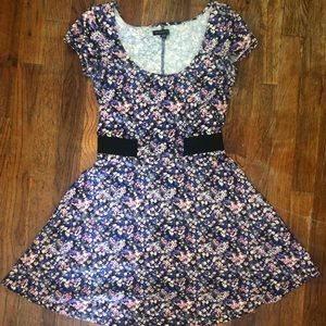 american eagle outfitters ditsy floral dress